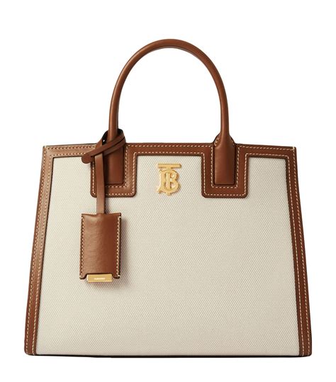 burberry wickeltaschen|mini Burberry handbags canvas.